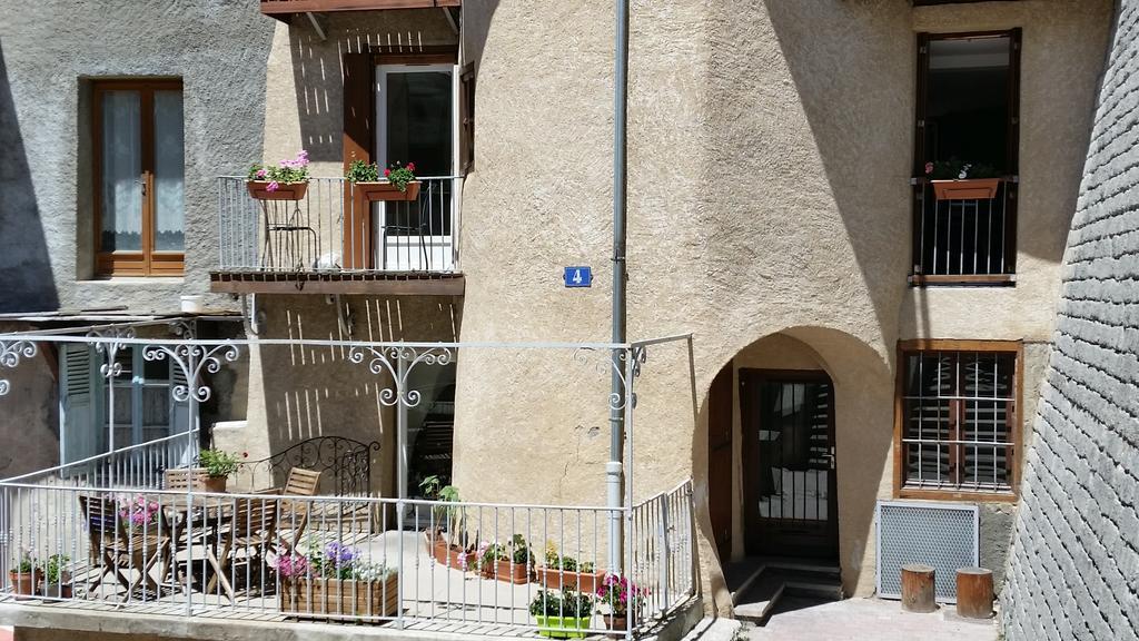 Maison A Tour Briancon Екстериор снимка