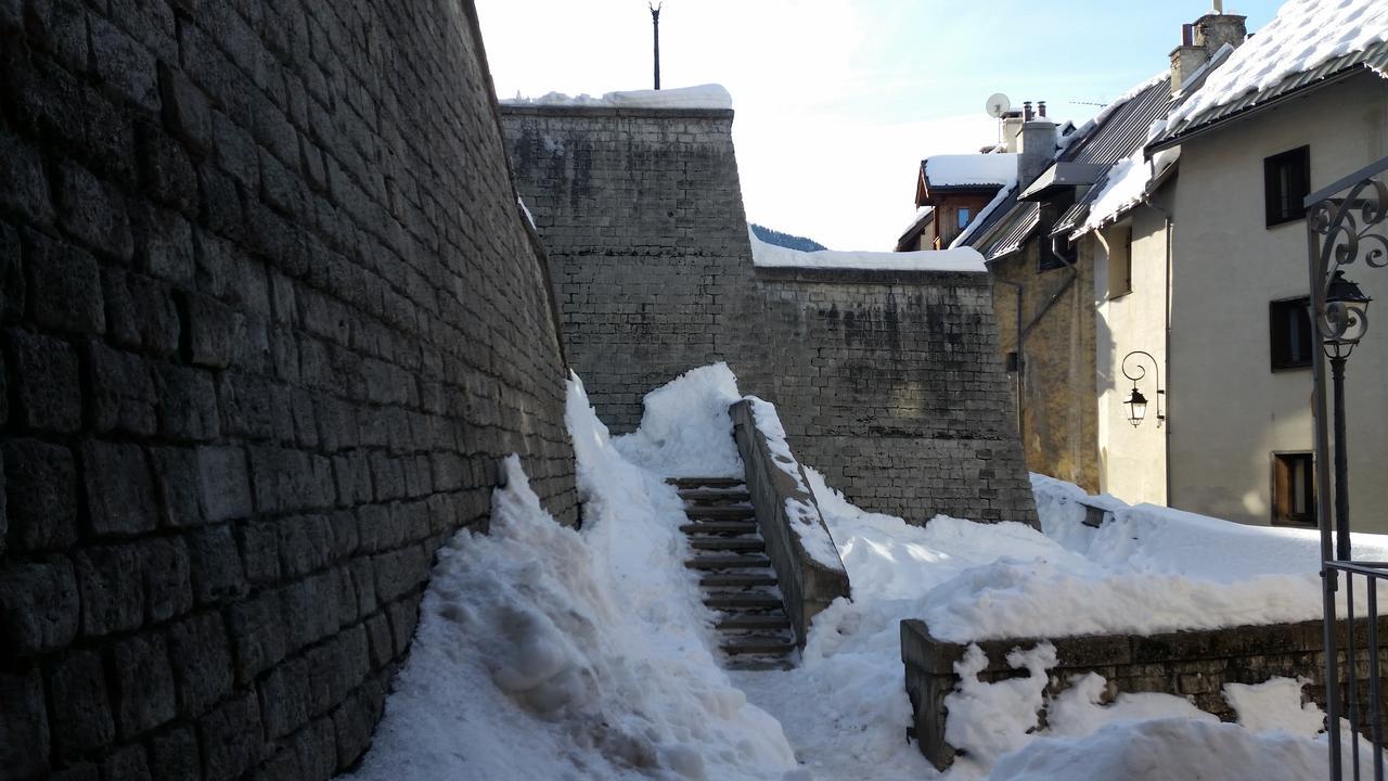 Maison A Tour Briancon Екстериор снимка